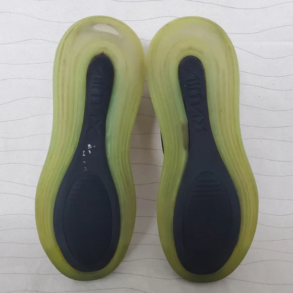 Nike Youth Air Max 720 Retro Future Size 7Y Black Volt Crimson Shoes AQ3196-005 - Picture 12 of 16